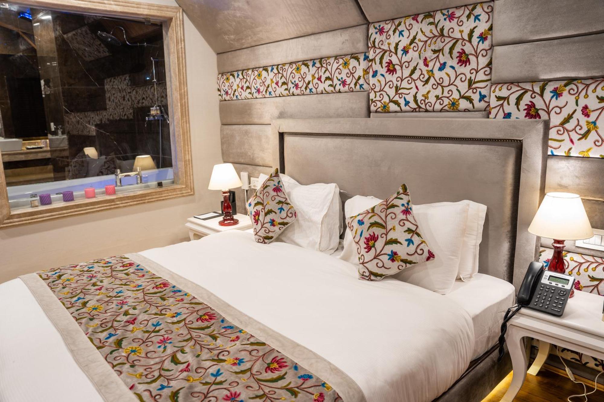 Hotel Snowland, Srinagar Esterno foto