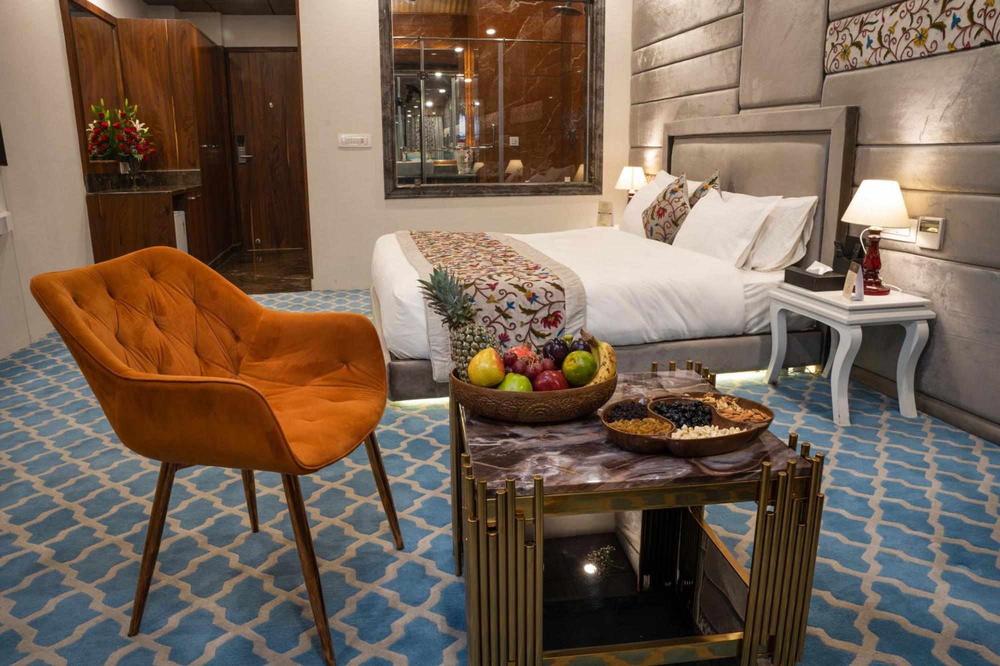 Hotel Snowland, Srinagar Esterno foto
